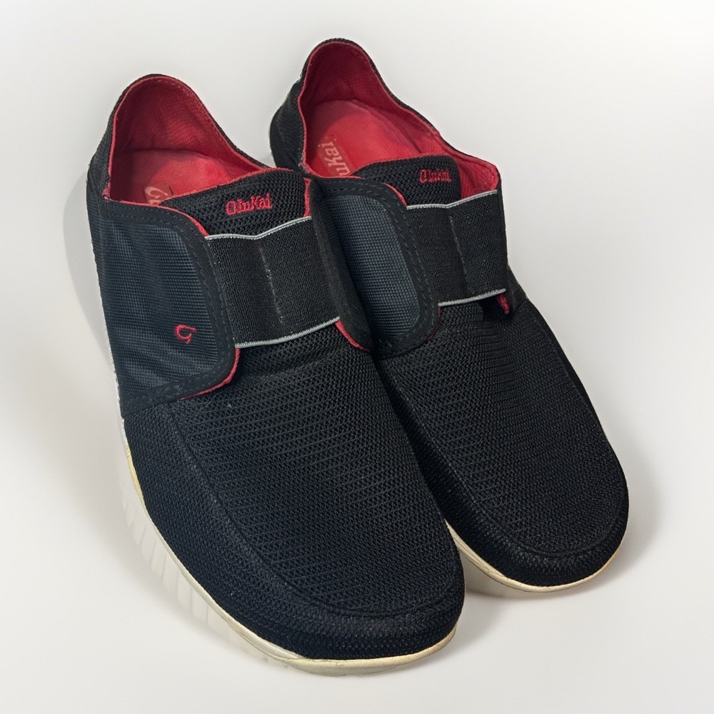 OluKai Nohea Mesh Loafers Men's Size 11 Black and Red Slip On w/ Drop-in Heel